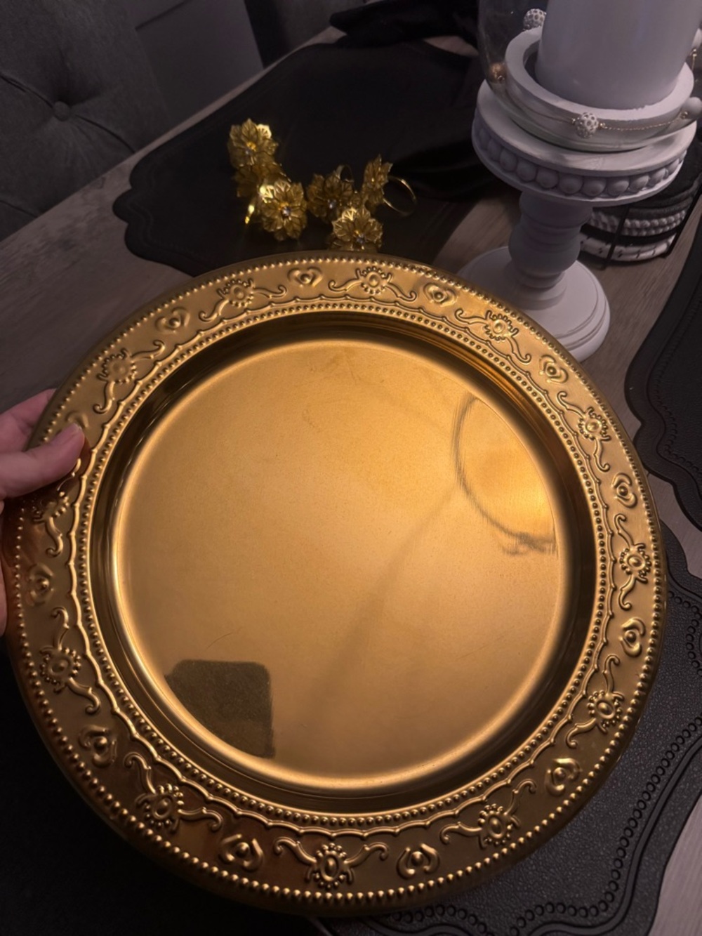 Charging plates
